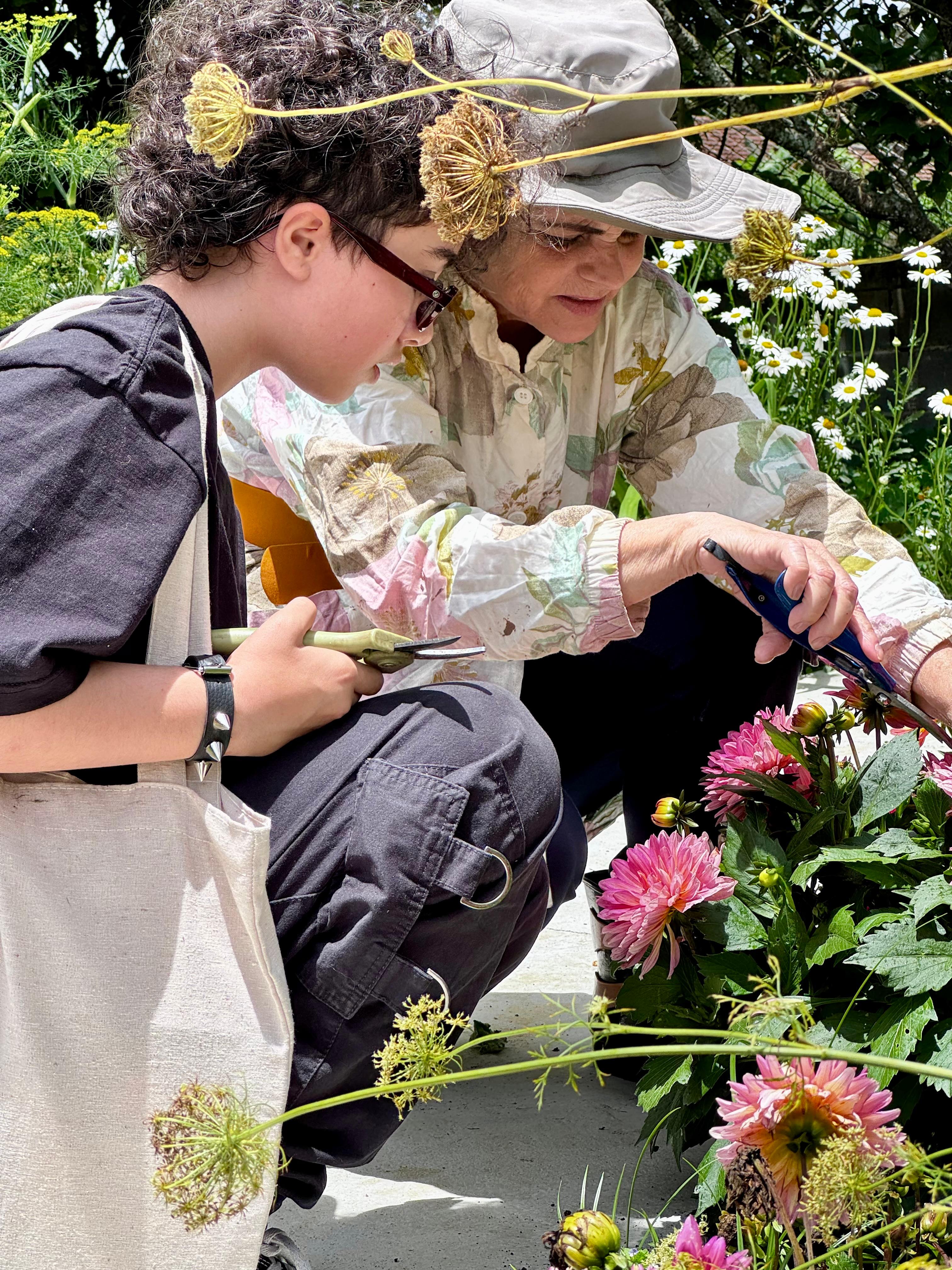 Arranjo floral criado na experiência Bioma Tropical